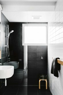 Badezimmer 4 qm mit Fliesen