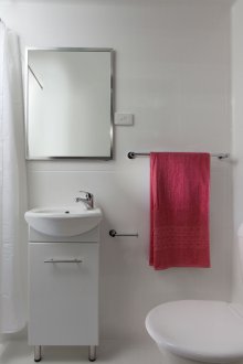 Badezimmer 4 qm im Stil des Minimalismus