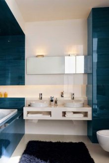 Badezimmer 4 qm mit Fliesen