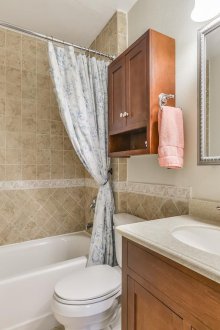 Badezimmer 4 qm Provence-Stil
