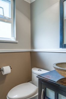 Badezimmer 4 qm mit Waschbecken
