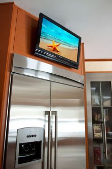 Mutfakta tavan TV