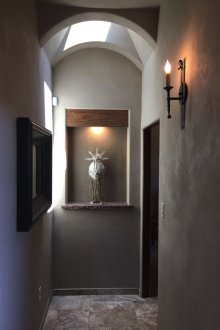Nicho no quarto com decoração