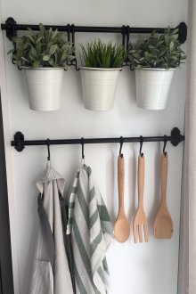Trilhos para a cozinha com flores