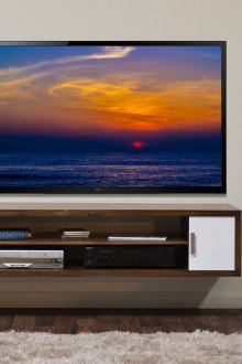 Großer Fernseher im Wohnzimmer