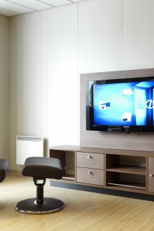 Holz-TV-Ständer