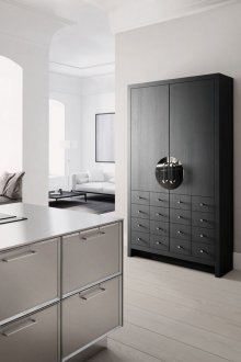 Oturma odasında wenge büfe
