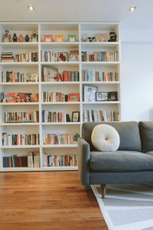 Floor shelving