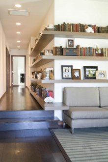 Corner living room shelving