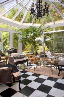 Style italien à l'intérieur de la véranda