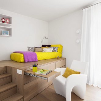 Podio letto con tavolo