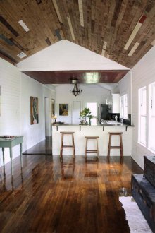 White walls in the interior