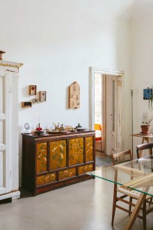 Eclectic style interior for a girl