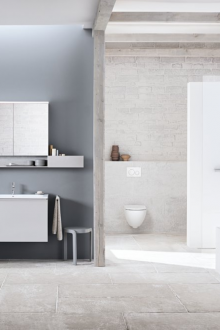 Evde büyük banyo