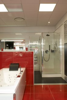 Büyük banyo kırmızı