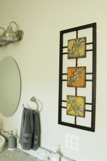 Panelli geniş banyo