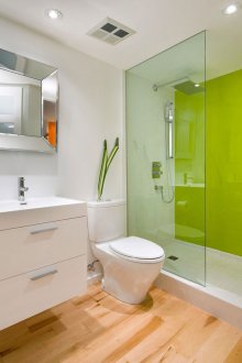 Parlak panellerle tuvalet tamiri