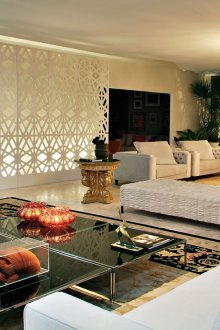 Eclectic-style interior wall