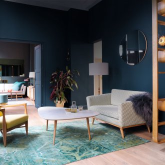 The interior partition is geometric