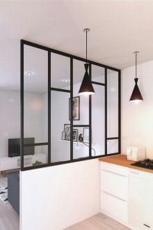 Interior partition between the kitchen and the living room