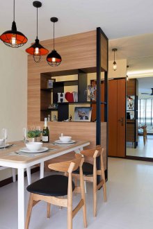 Interior partition in the kitchen