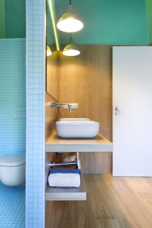 Interior partition in the bathroom