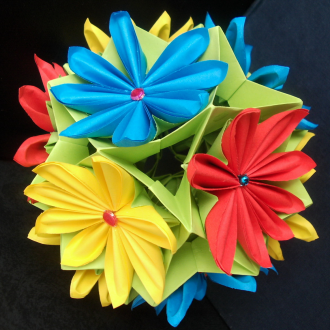 Χειροτεχνία στις 8 Μαρτίου origami από χαρτί