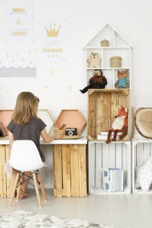 Einteilung eines Kinderzimmers mit Arbeitsbereich