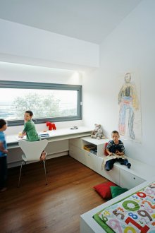 Einteilung eines Kinderzimmers für drei Kinder