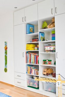 Einteilung eines Kinderzimmers mit Einbauschrank