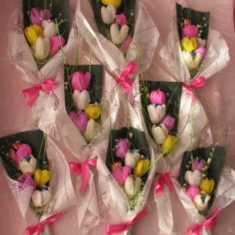 8 Mart için hediye do-it-yourself buket tatlılar