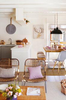 Eclectic style living room kitchen design