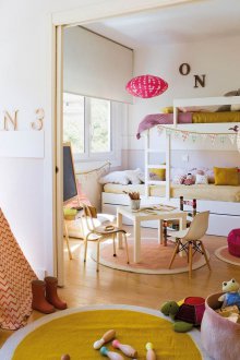 Decor for children with a bunk bed