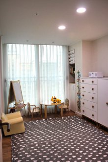 Kids Room Decor with Carpet