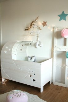 Kids Room Bed Decor