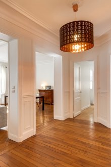 Entrance hall in the classic style of a studio apartment