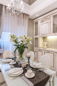 Belle cuisine lumineuse de style italien