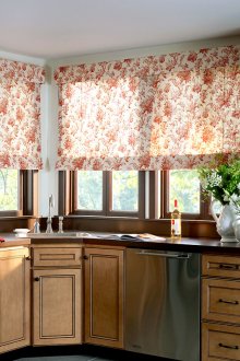 White and Orange Roman Curtains in the Kitchen