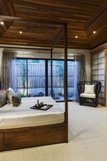 Güzel Japon tarzı yatak odası ve banyo