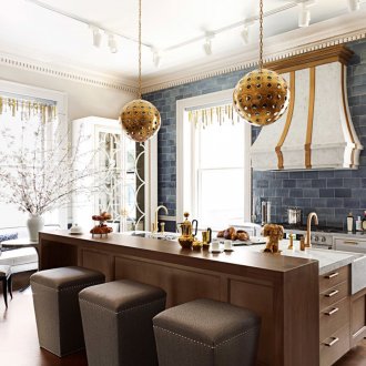Décor doré dans la cuisine